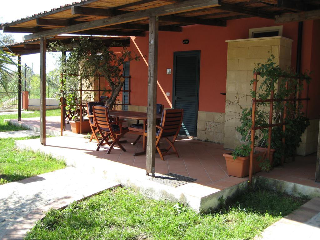 Residenza Mediterranea Zambrone Værelse billede