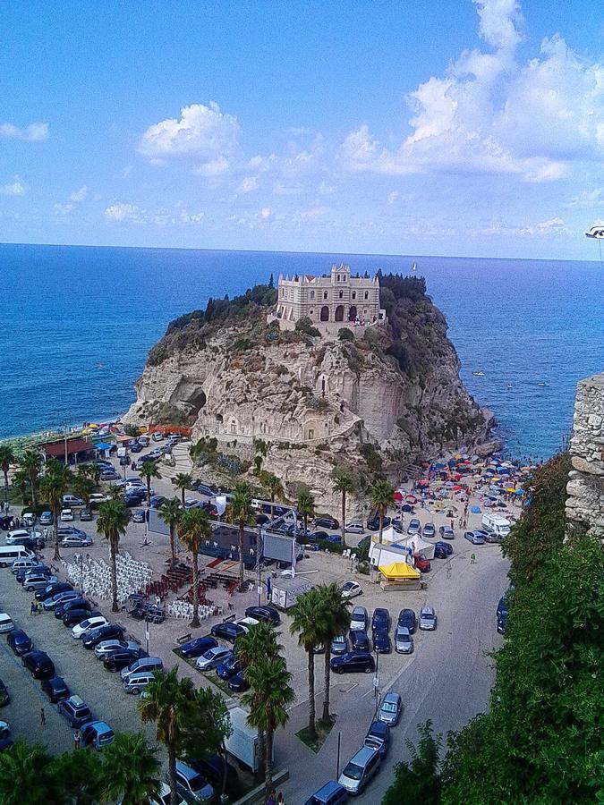 Residenza Mediterranea Zambrone Eksteriør billede